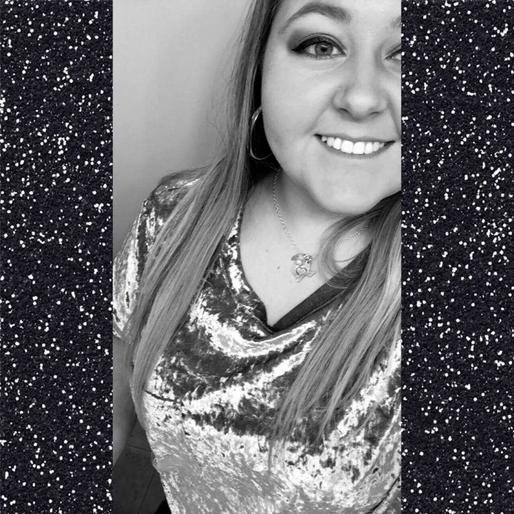 Meet your Posher, Leana